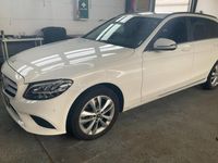 Gebraucht Mercedes C220 194 PS (142 kW) 2019 Weiß Kombi