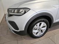 Gebraucht VW T-Cross Life 116 PS (85 kW) 2025 Silber SUV