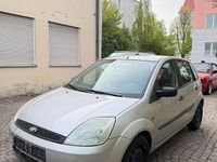 Używany Ford Fiesta 69 KM (50 kW) 2008 Srebrny Hatchback