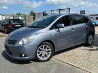 Gebraucht Toyota Verso Travel 126 PS (92 kW) 2012 Blau Van / Kleinbus