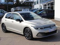 Gebraucht VW Golf VIII Move 150 PS (110 kW) 2024 Ivory silver metallic Limousine