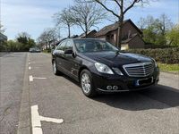 Gebraucht Mercedes E200 Elegance 184 PS (135 kW) 2010 Schwarz Limousine