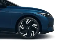Gebraucht VW ID.7 GTX 250 kW (340 PS) 2025 Aquamarinblau metallic Kombi