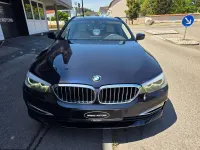 Gebraucht BMW 520 Luxury Line 190 PS (139 kW) 2018 Imperialblau brillantef. met. Kombi