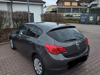 Gebraucht Opel Astra Innovation 116 PS (85 kW) 2011 Grau Kleinwagen