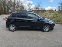 Gebraucht Hyundai i20 101 PS (74 kW) 2017 Schwarz Limousine