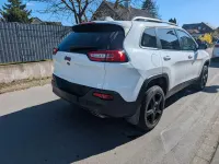 Käytetty Jeep Cherokee 200 HP (147 kW) 2016 Valkoinen Katumaasturi