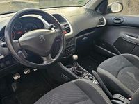 Gebraucht Peugeot 206+ 60 PS (44 kW) 2009 Schwarz Kleinwagen