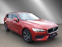 Gebraucht Volvo V60 Core 197 PS (144 kW) 2024 Rot Kombi