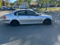 Gebraucht BMW 320 M Sport 185 PS (136 kW) 2002 Silber Limousine
