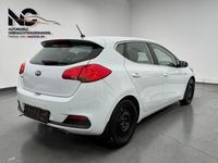 Gebraucht Kia Ceed 135 PS (99 kW) 2014 Weiß Kleinwagen