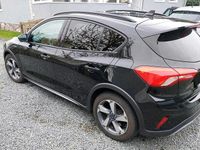 Usata Ford Focus Active 125 CV (91 kW) 2019 Nero Berlina