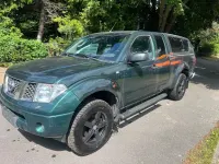 Gebraucht Nissan Navara Premium Edition 174 PS (127 kW) 2006 Grün Pickup