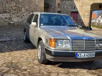 Gebraucht Mercedes 300 147 PS (108 kW) 1991 Silber Kombi
