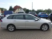 Gebraucht VW Golf VIII Life 110 PS (80 kW) 2021 Grau Kombi