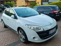 Gebraucht Renault Mégane Dynamique 131 PS (96 kW) 2010 Weiß Limousine