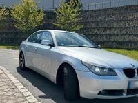 Second-hand BMW 525 218 CP (160 kW) 2006 Gri Berlinǎ