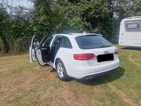 Gebraucht Audi A4 Comfort 150 PS (110 kW) 2015 Weiß Kombi