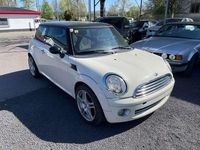 Gebraucht Mini Cooper 122 PS (89 kW) 2010 Pepper white Kleinwagen