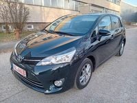 Gebraucht Toyota Verso Skyview Edition 147 PS (108 kW) 2015 Schwarz Van / Kleinbus