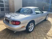Gebraucht Mazda MX5 146 PS (107 kW) 2001 False Cabrio