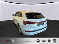 Gebraucht Audi e-tron Advanced 230 kW (313 PS) 2021 Siam beige metallic SUV