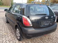 Gebraucht Kia Rio EX 97 PS (71 kW) 2009 Schwarz Limousine