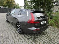 Gebraucht Volvo V60 Core 163 PS (119 kW) 2023 Grau Kombi