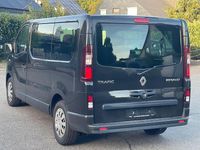 Gebraucht Renault Trafic Life 145 PS (106 kW) 2020 Schwarz Van / Kleinbus