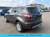 Gebraucht Ford Kuga Titanium 150 PS (110 kW) 2018 Grau SUV
