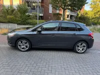 Gebraucht Citroën C4 SELECTION 120 PS (88 kW) 2012 Grau Limousine