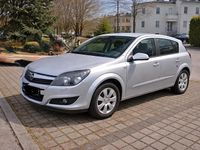 Gebraucht Opel Astra 90 PS (66 kW) 2009 Silber Kleinwagen