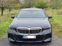 Gebraucht BMW 530e M Sport 299 PS (219 kW) 2024 Schwarz Kombi