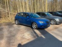 Usata Mazda 3 105 CV (77 kW) 2005 Blu Berlina