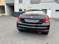 Gebraucht Peugeot 207 120 PS (88 kW) 2011 Schwarz Cabrio