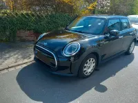 Gebraucht Mini ONE 102 PS (75 kW) 2021 Schwarz Kleinwagen