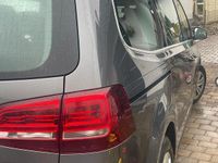 Gebraucht VW Sharan 150 PS (110 kW) 2018 Grau Van / Kleinbus