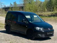 Second-hand VW Caddy 102 CP (75 kW) 2013 Negru Monovolum