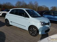 Gebraucht Renault Twingo Techno 60 kW (82 PS) 2023 Pastellblau Kleinwagen