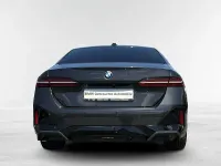 Gebraucht BMW 520 M Sport 190 PS (139 kW) 2024 Grau Limousine