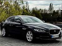Gebraucht Jaguar XE R-Sport 180 PS (132 kW) 2016 Schwarz Limousine