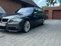 Gebraucht BMW 330 230 PS (169 kW) 2006 Grau Kombi
