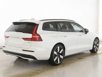 Gebraucht Volvo V60 Plus 253 PS (186 kW) 2025 Crystal white pearl Kombi