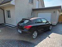 Usata Opel Astra 101 CV (74 kW) 2011 Viola Station wagon