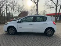 Gebraucht Renault Clio II Dynamique 75 PS (55 kW) 2009 Weiß Limousine