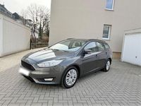 Gebraucht Ford Focus 125 PS (91 kW) 2017 Grau Kombi