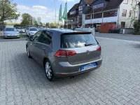 Gebraucht VW Golf VII Highline 150 PS (110 kW) 2016 Limestone grey Limousine