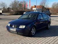Gebraucht VW Bora 101 PS (74 kW) 1999 Blau Limousine