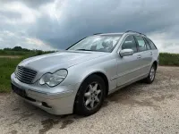 Gebraucht Mercedes C200 Elegance 163 PS (119 kW) 2002 Silber Limousine