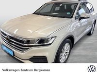Gebraucht VW Touareg 231 PS (169 kW) 2025 Beige SUV